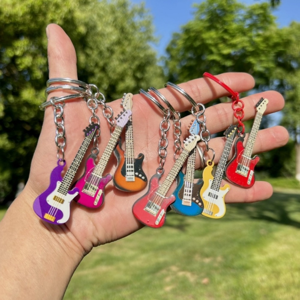 Key Chain Hip Hop Guitar Key C - Musical Instrument All 评论和价格